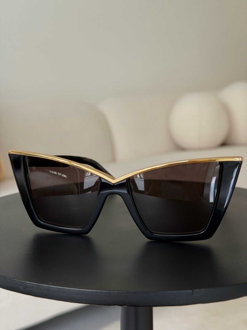 Saint Laurent Black and Gold Cat-Eye Sunglasses - Picture 4 of 9